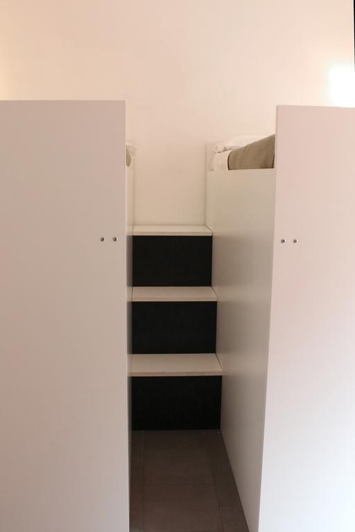 New Generation Hostel Milan Center Екстериор снимка
