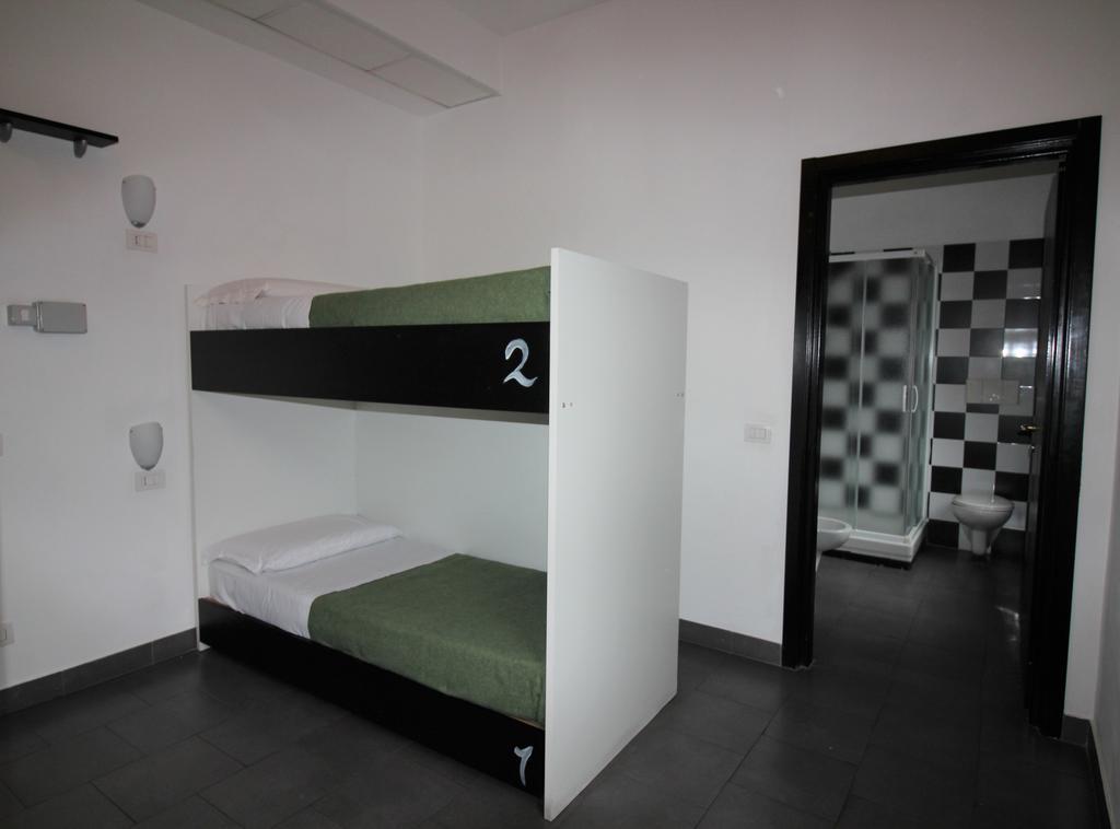 New Generation Hostel Milan Center Екстериор снимка
