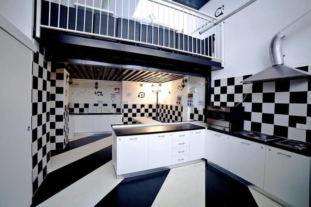 New Generation Hostel Milan Center Екстериор снимка