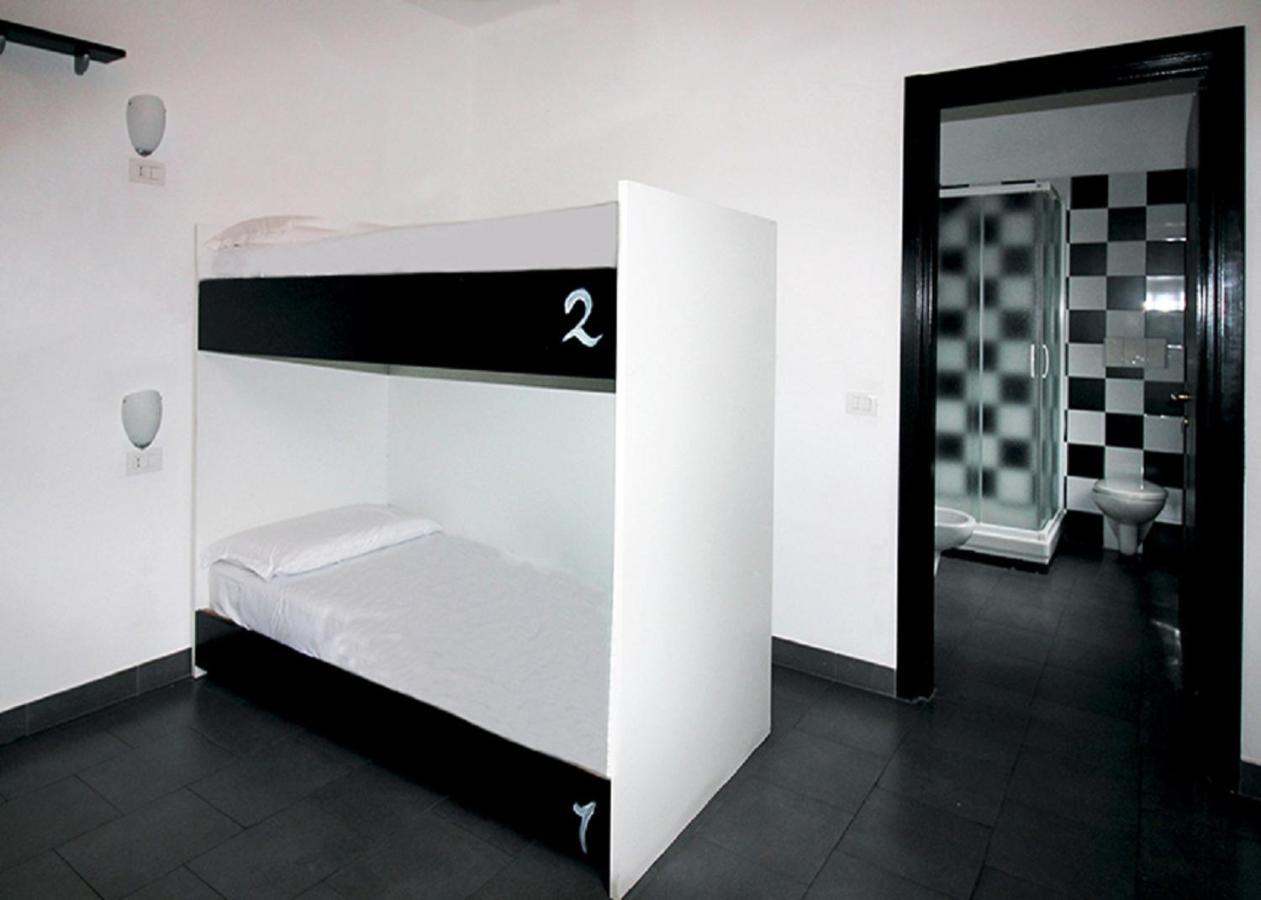 New Generation Hostel Milan Center Екстериор снимка